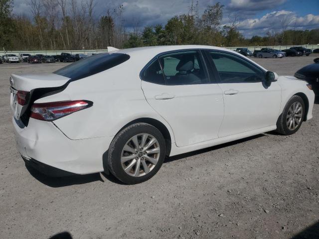 Photo 2 VIN: 4T1L11BK3LU007600 - TOYOTA CAMRY LE 