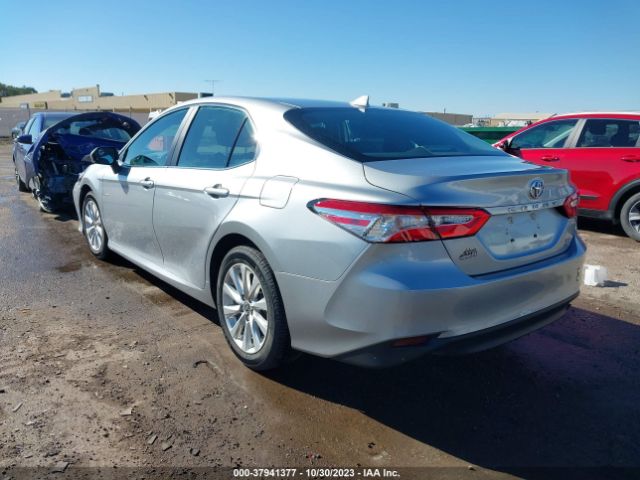 Photo 2 VIN: 4T1L11BKXLU015418 - TOYOTA CAMRY 