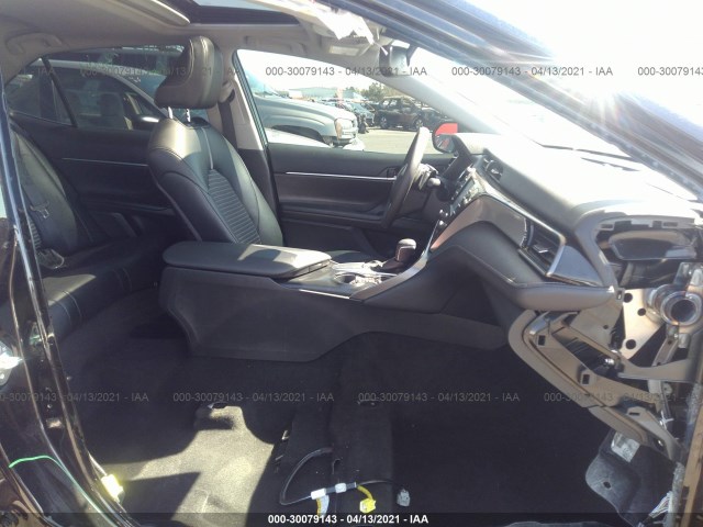 Photo 4 VIN: 4T1M11AK1LU318772 - TOYOTA CAMRY 