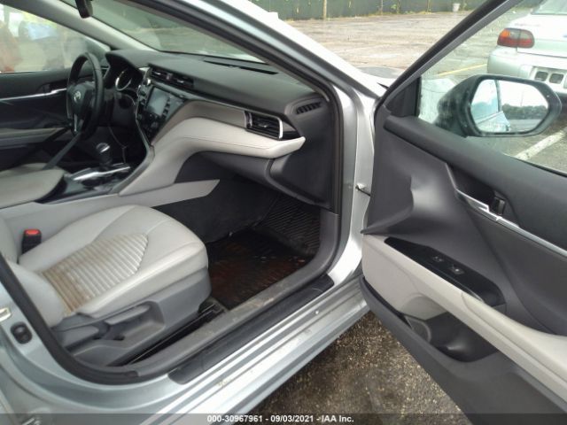 Photo 4 VIN: 4T1M11AK5LU914774 - TOYOTA CAMRY 