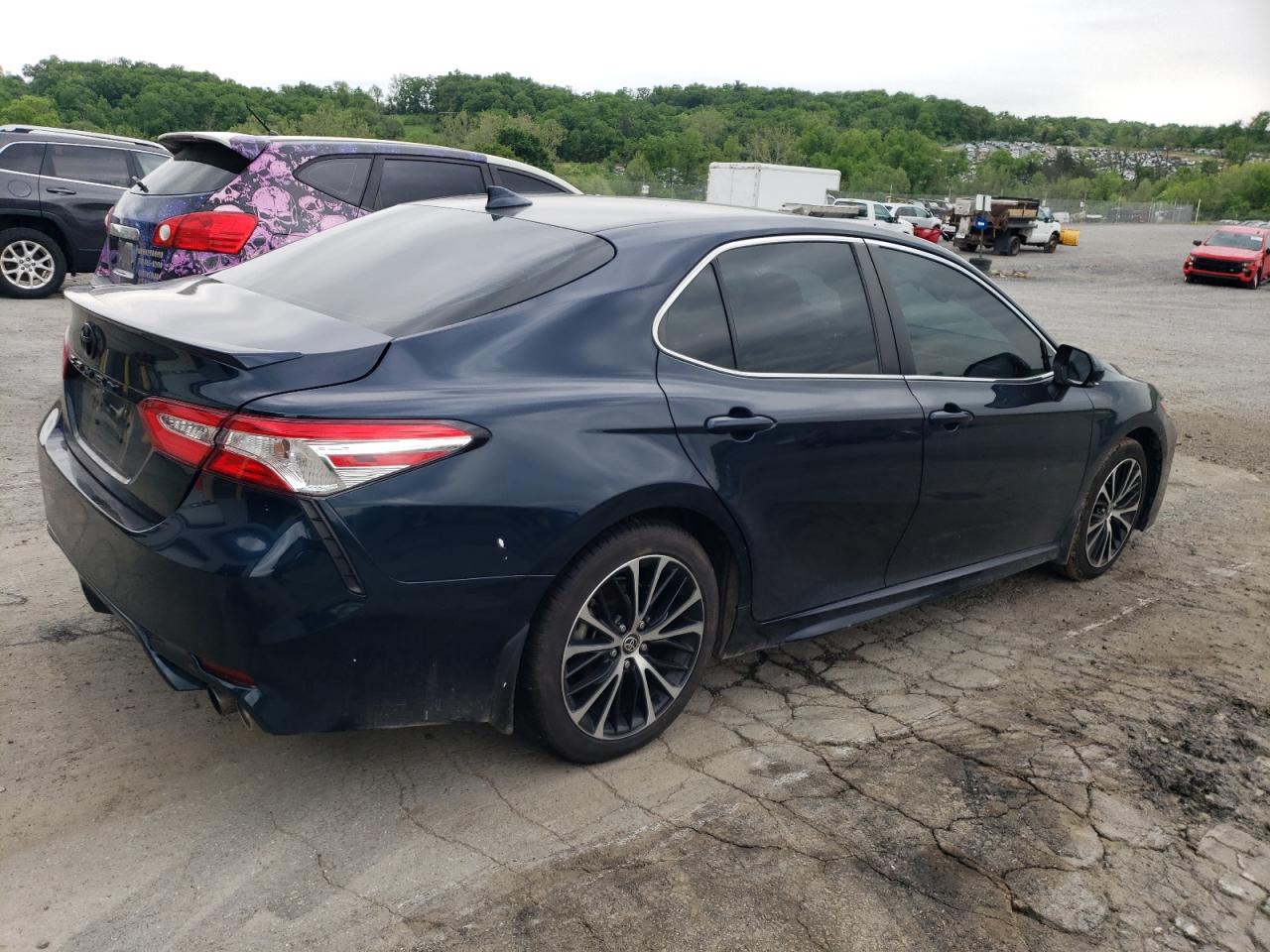 Photo 2 VIN: 4T1M11BK6LU003108 - TOYOTA CAMRY 