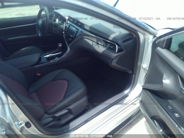 Photo 4 VIN: 4T1NZ1AK7LU047097 - TOYOTA CAMRY 