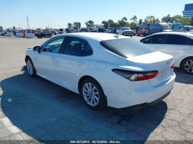 Photo 2 VIN: 4T1R11AK0PU158251 - TOYOTA CAMRY 