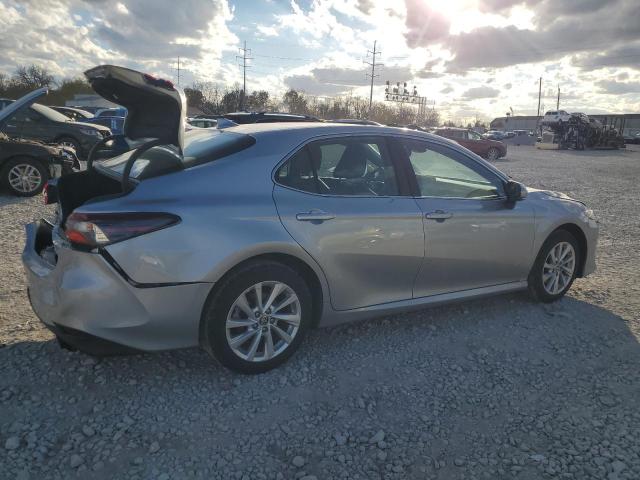 Photo 2 VIN: 4T1R11AK0PU806462 - TOYOTA CAMRY LE 