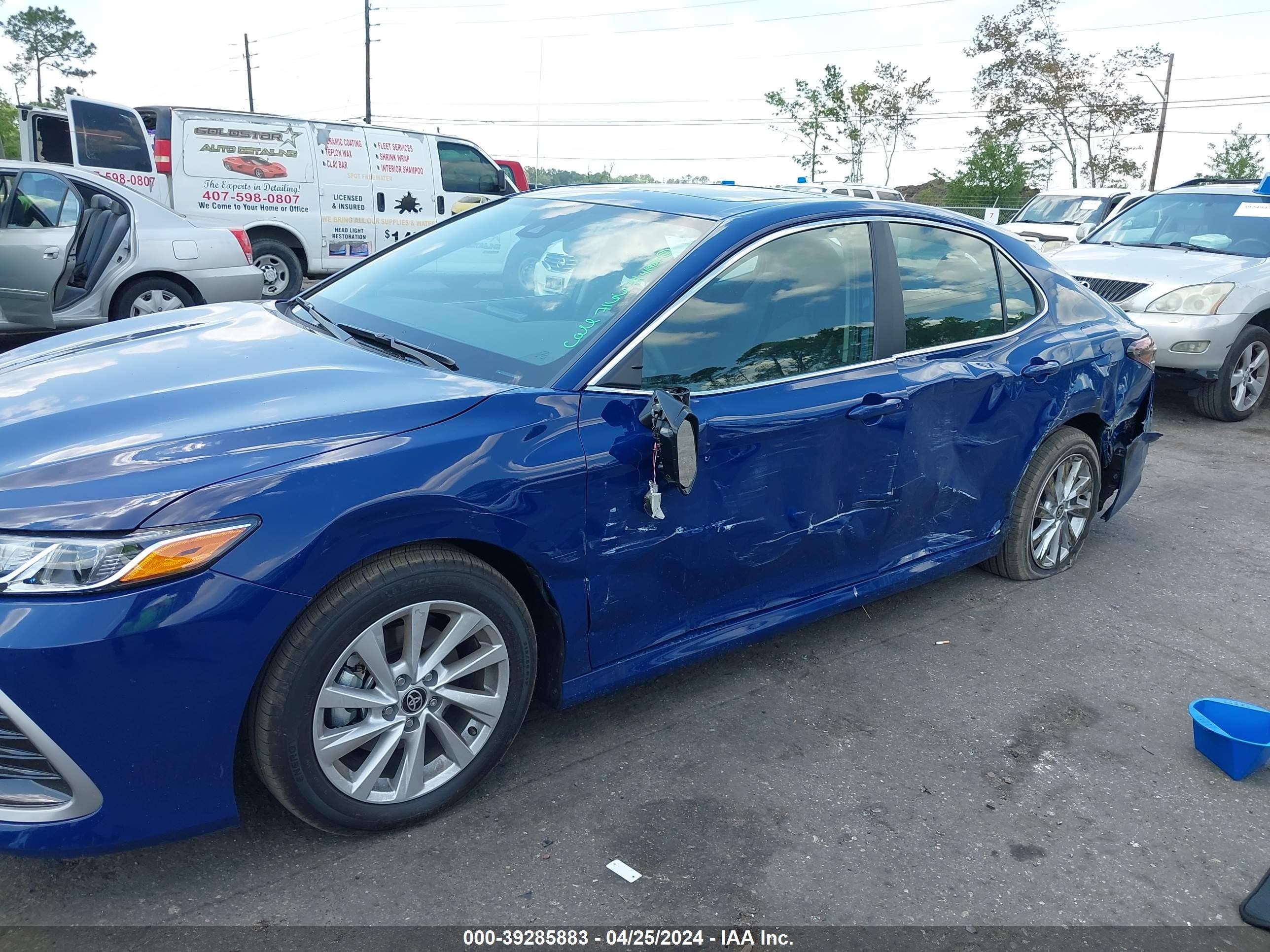 Photo 5 VIN: 4T1R11AK0RU252245 - TOYOTA CAMRY 