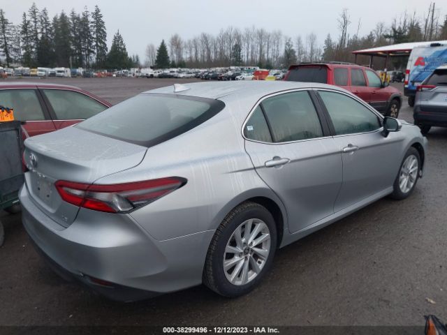 Photo 3 VIN: 4T1R11AK1NU073626 - TOYOTA CAMRY 