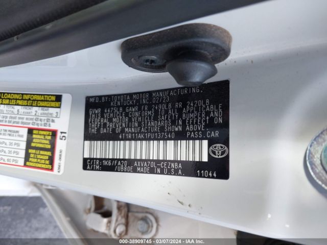 Photo 8 VIN: 4T1R11AK1PU137540 - TOYOTA CAMRY 