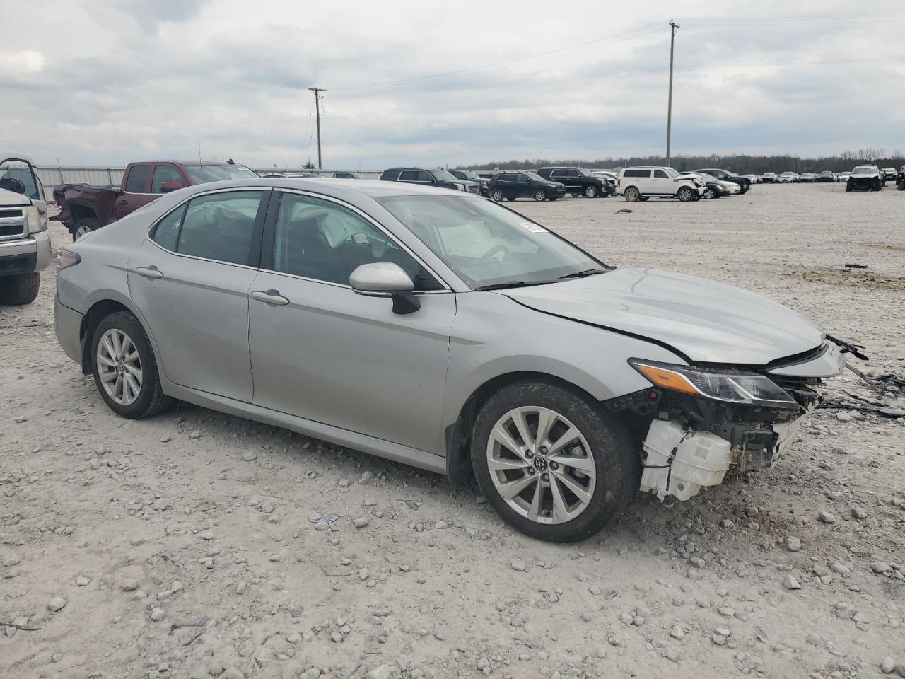 Photo 3 VIN: 4T1R11AK1PU148828 - TOYOTA CAMRY 