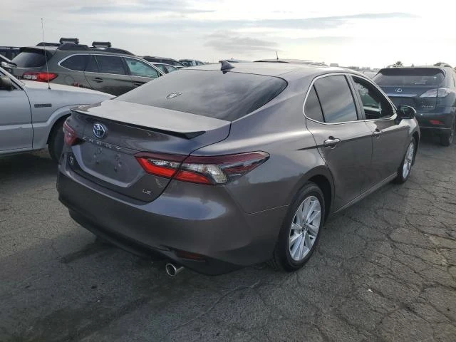 Photo 2 VIN: 4T1R11AK1RU225846 - TOYOTA CAMRY LE 