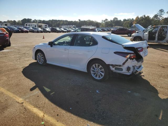 Photo 1 VIN: 4T1R11AK2NU656318 - TOYOTA CAMRY LE 