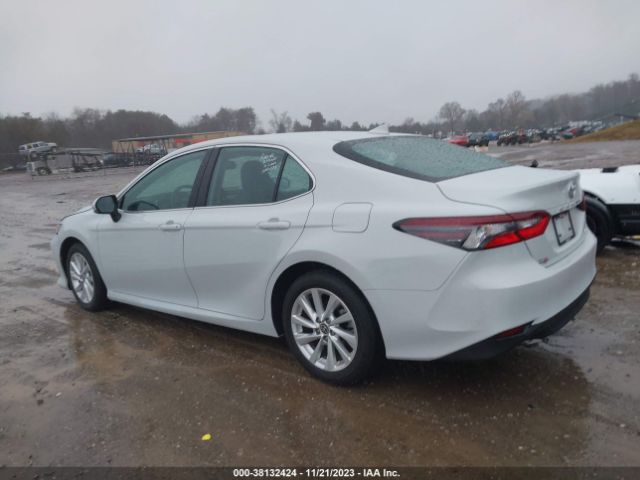 Photo 2 VIN: 4T1R11AK3PU159328 - TOYOTA CAMRY 