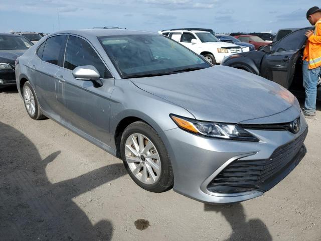 Photo 3 VIN: 4T1R11AK4RU880258 - TOYOTA CAMRY LE 