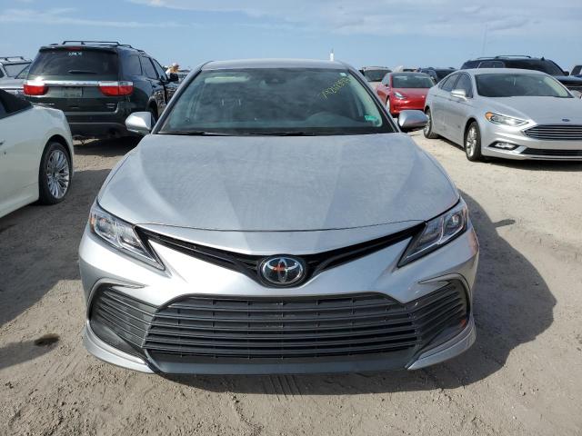 Photo 4 VIN: 4T1R11AK4RU880258 - TOYOTA CAMRY LE 