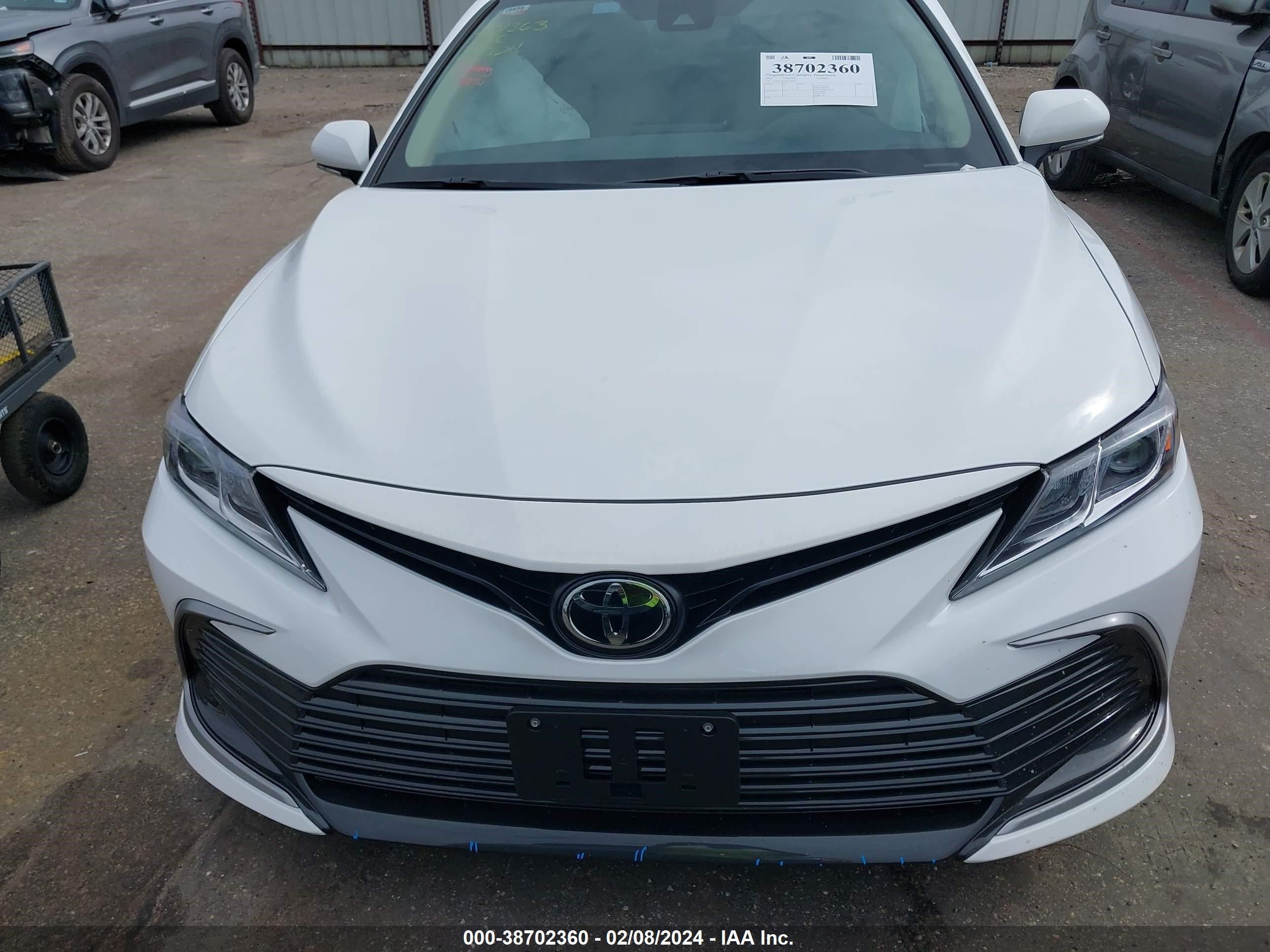 Photo 11 VIN: 4T1R11AK5RU218513 - TOYOTA CAMRY 