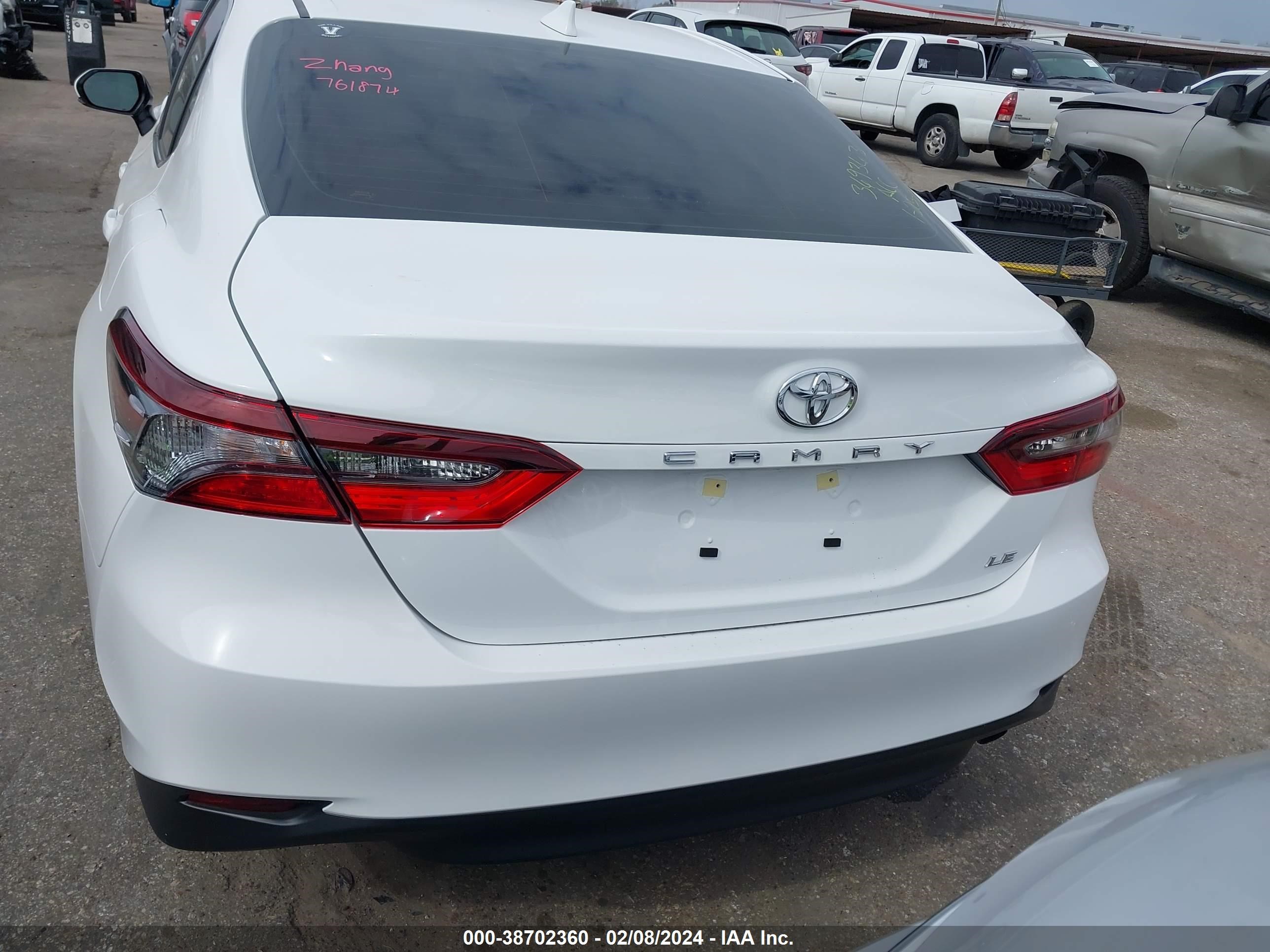 Photo 15 VIN: 4T1R11AK5RU218513 - TOYOTA CAMRY 