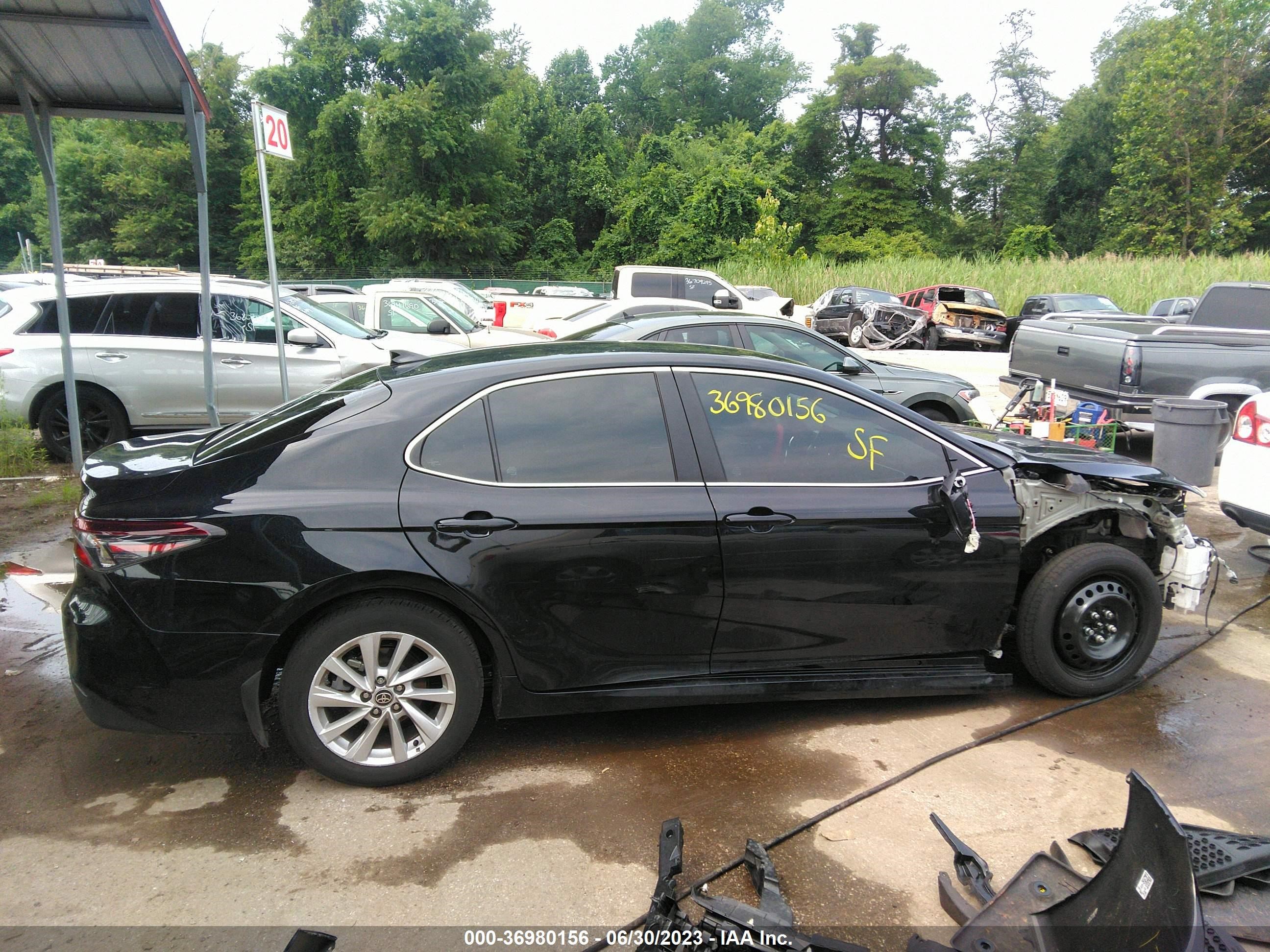 Photo 13 VIN: 4T1R11AK6PU796939 - TOYOTA CAMRY 