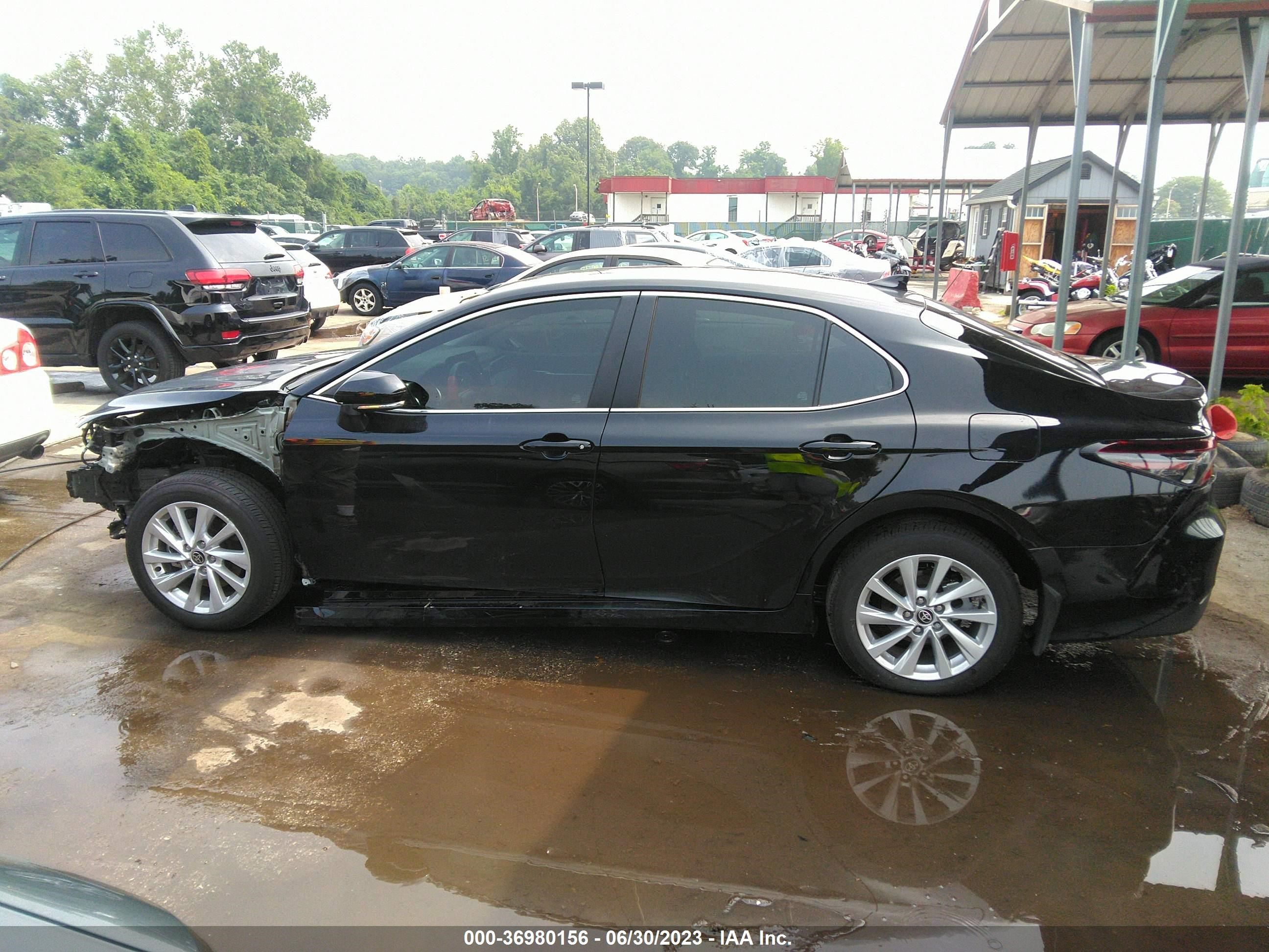 Photo 14 VIN: 4T1R11AK6PU796939 - TOYOTA CAMRY 