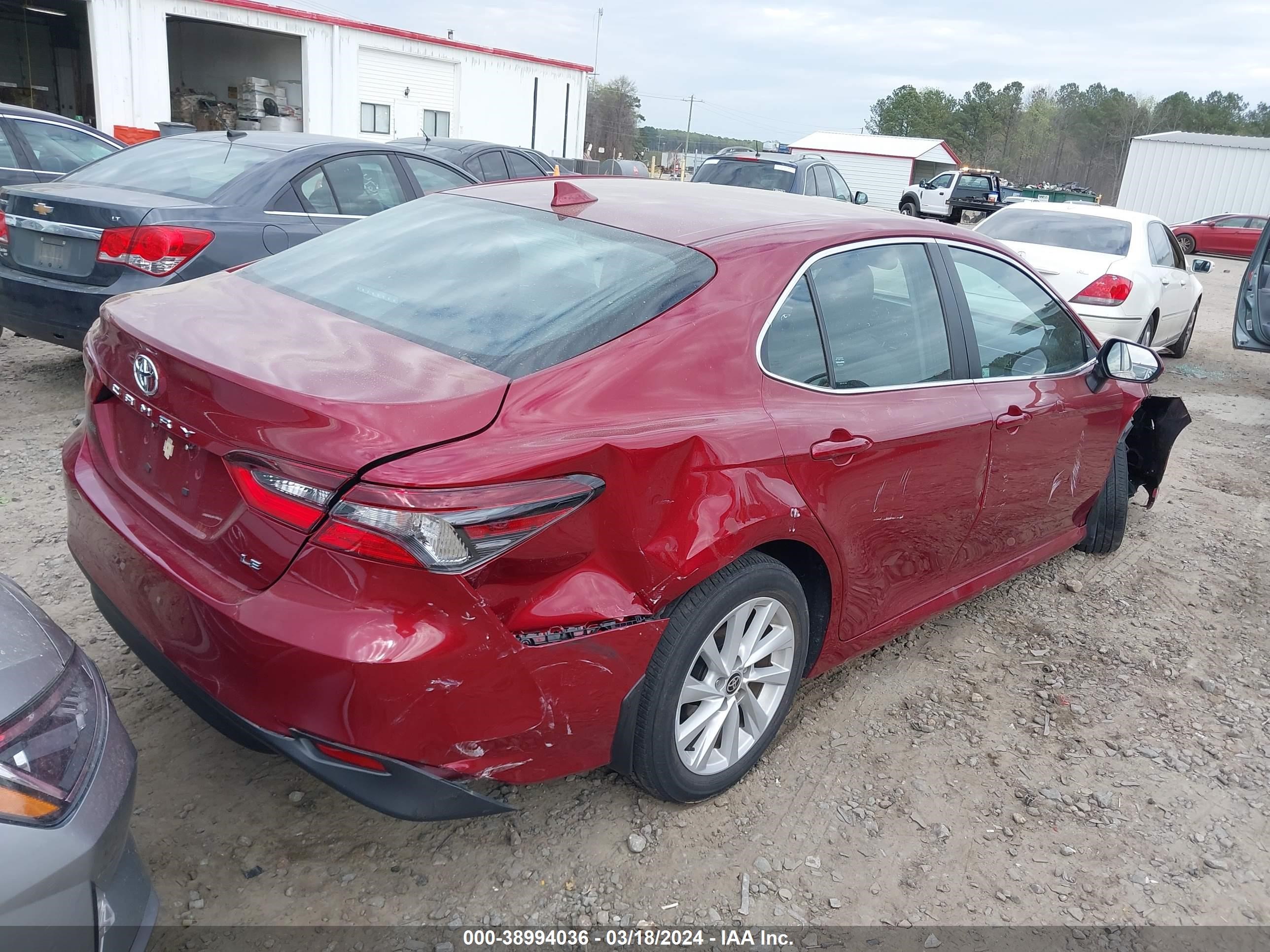 Photo 3 VIN: 4T1R11AK7NU693834 - TOYOTA CAMRY 