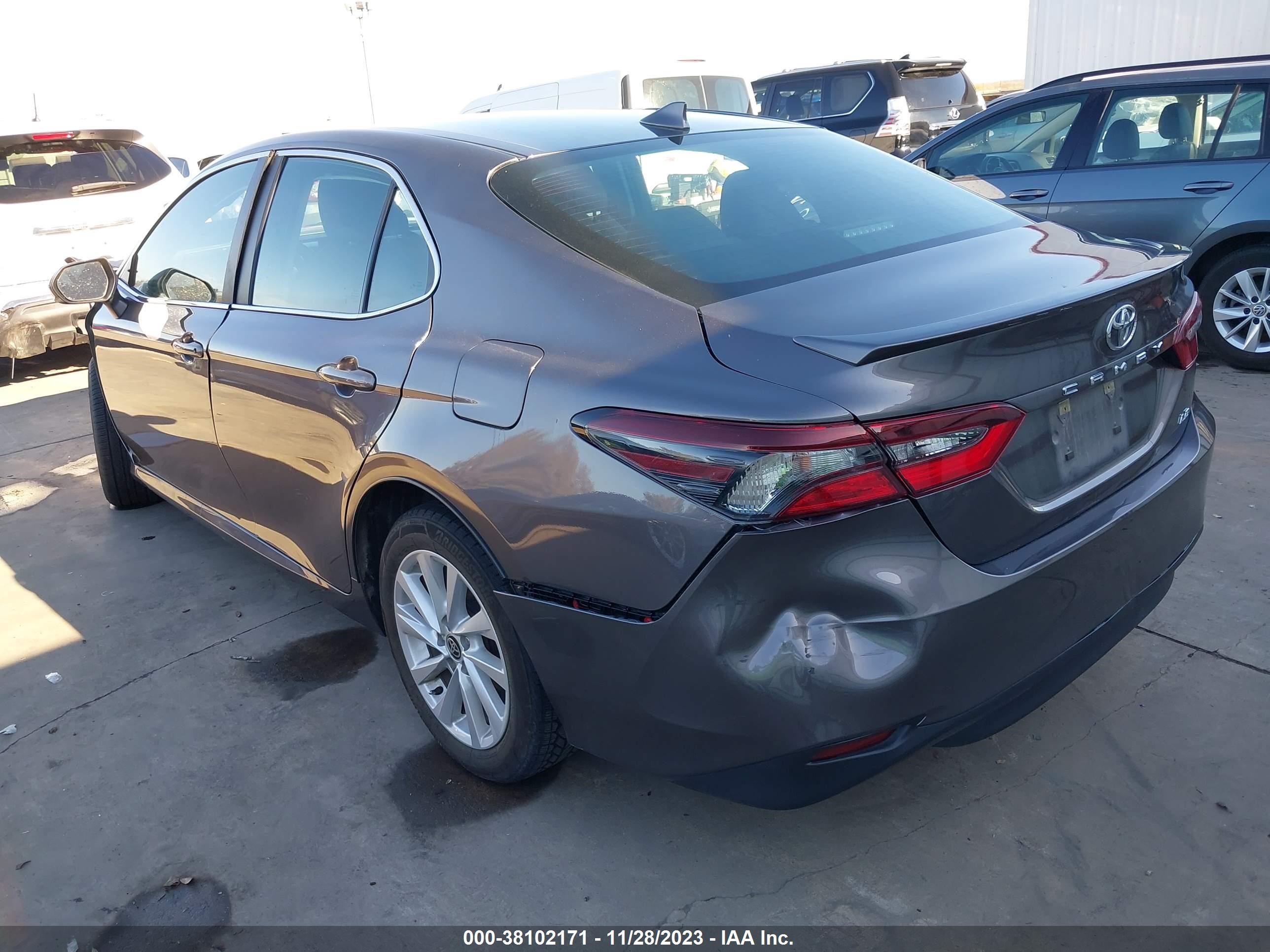 Photo 2 VIN: 4T1R11AK7PU739195 - TOYOTA CAMRY 