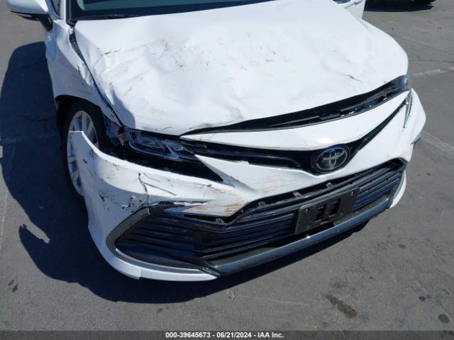 Photo 5 VIN: 4T1R11AK7RU887916 - TOYOTA CAMRY 