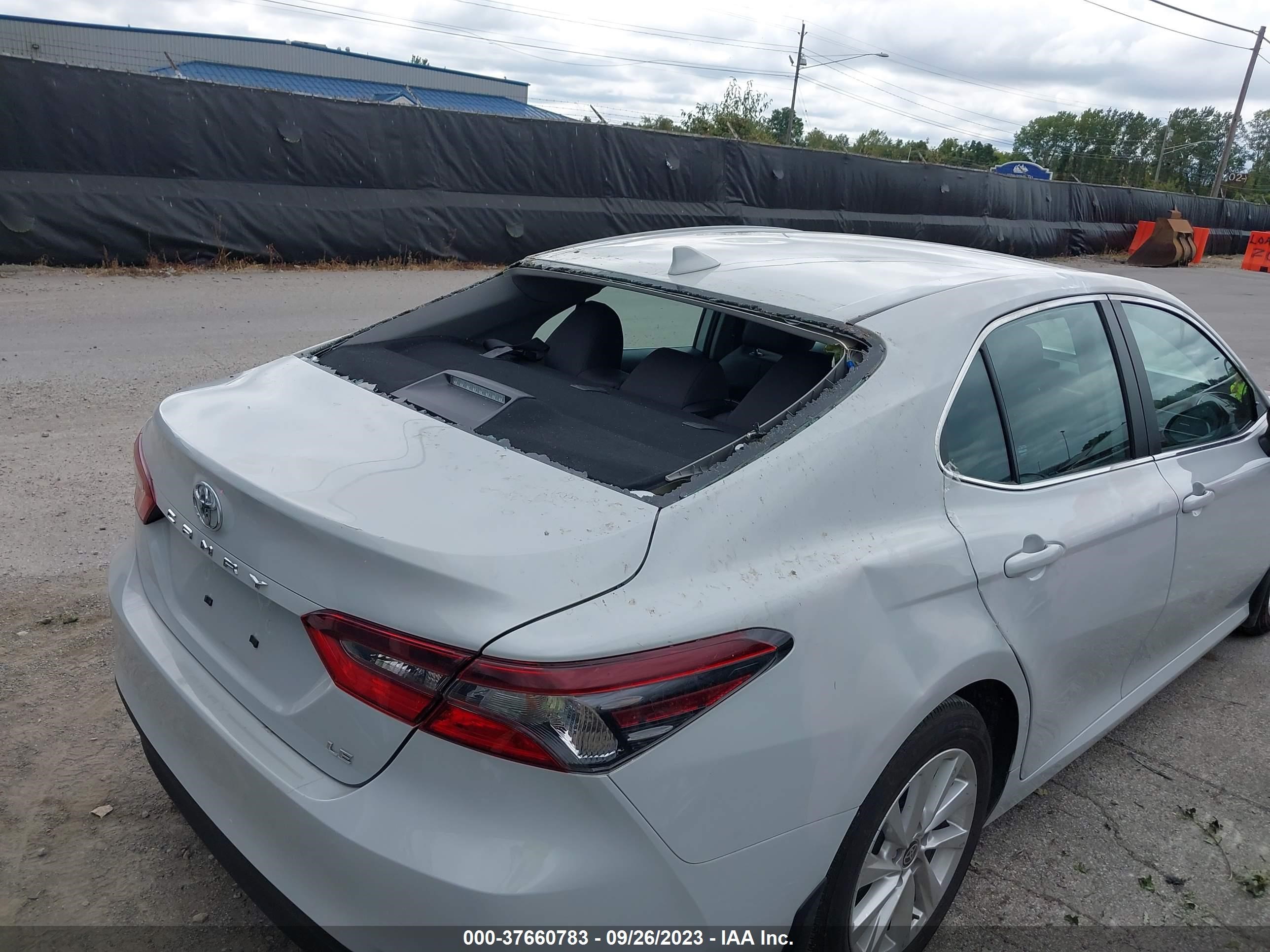 Photo 5 VIN: 4T1R11AK8PU167943 - TOYOTA CAMRY 