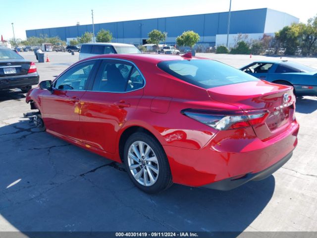 Photo 2 VIN: 4T1R11AK9RU224041 - TOYOTA CAMRY 