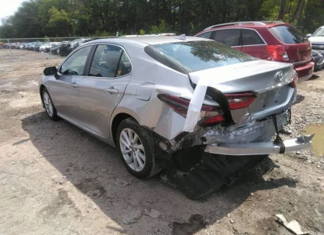 Photo 2 VIN: 4T1R11BK6NU064189 - TOYOTA CAMRY 