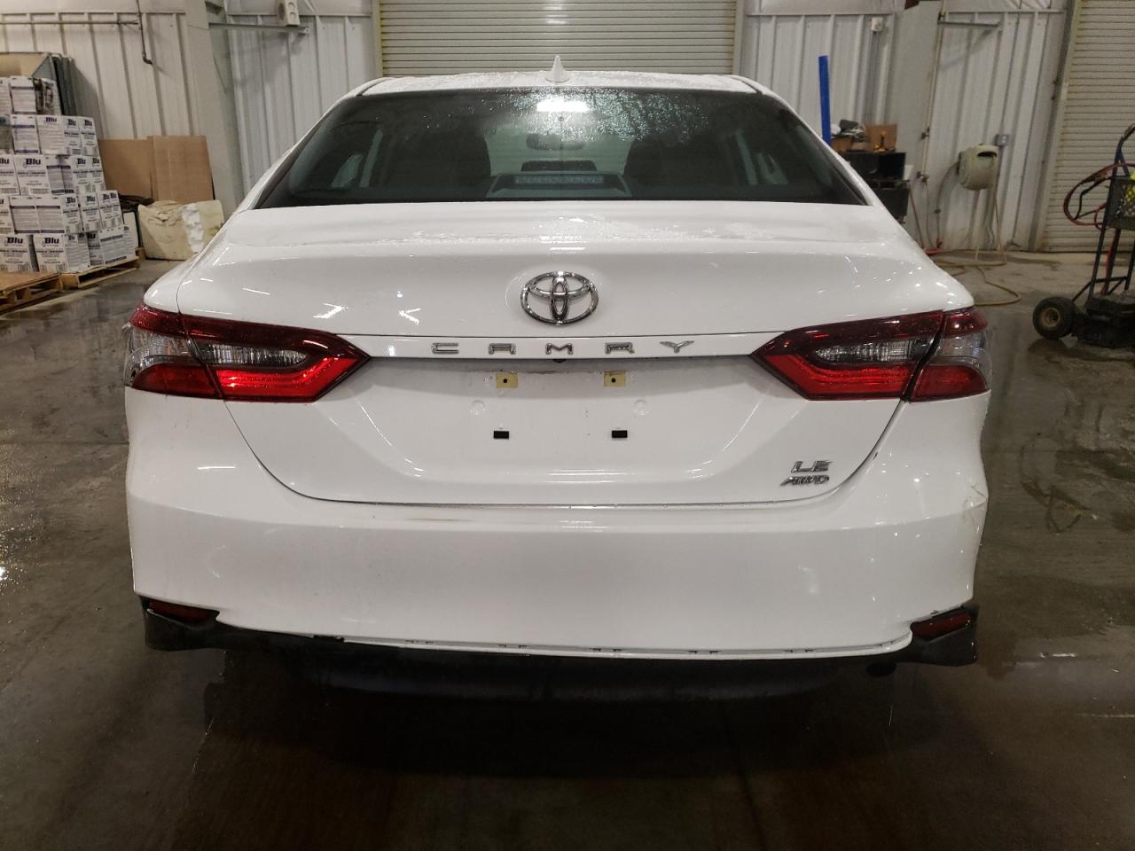 Photo 5 VIN: 4T1R11BK7RU112689 - TOYOTA CAMRY 