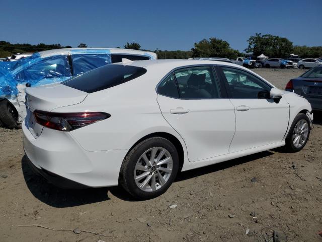 Photo 2 VIN: 4T1R11BK9NU071458 - TOYOTA CAMRY LE 