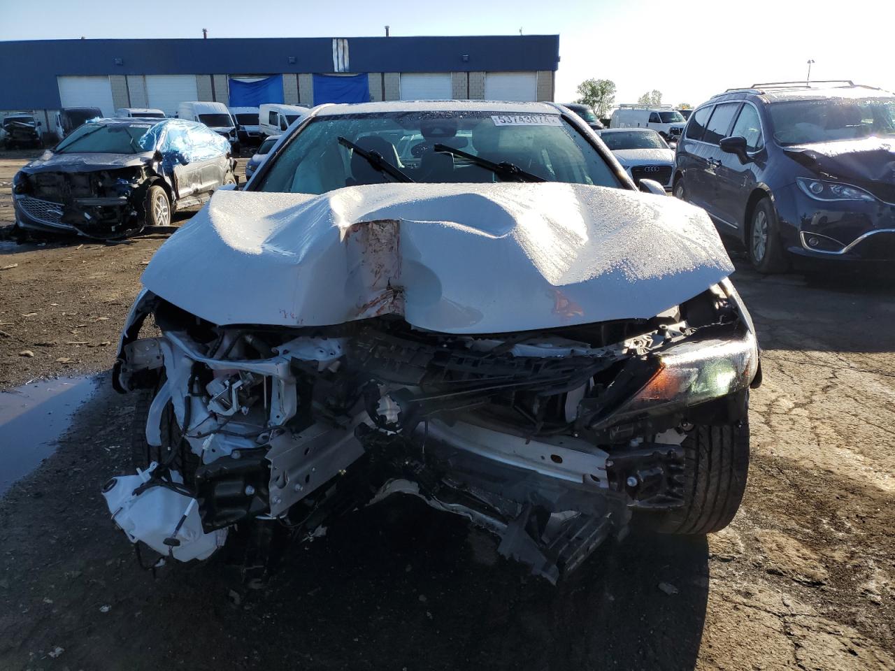 Photo 4 VIN: 4T1S11AK3NU052603 - TOYOTA CAMRY 