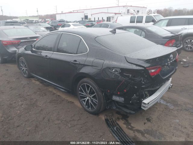 Photo 2 VIN: 4T1S11AKXMU613720 - TOYOTA CAMRY 