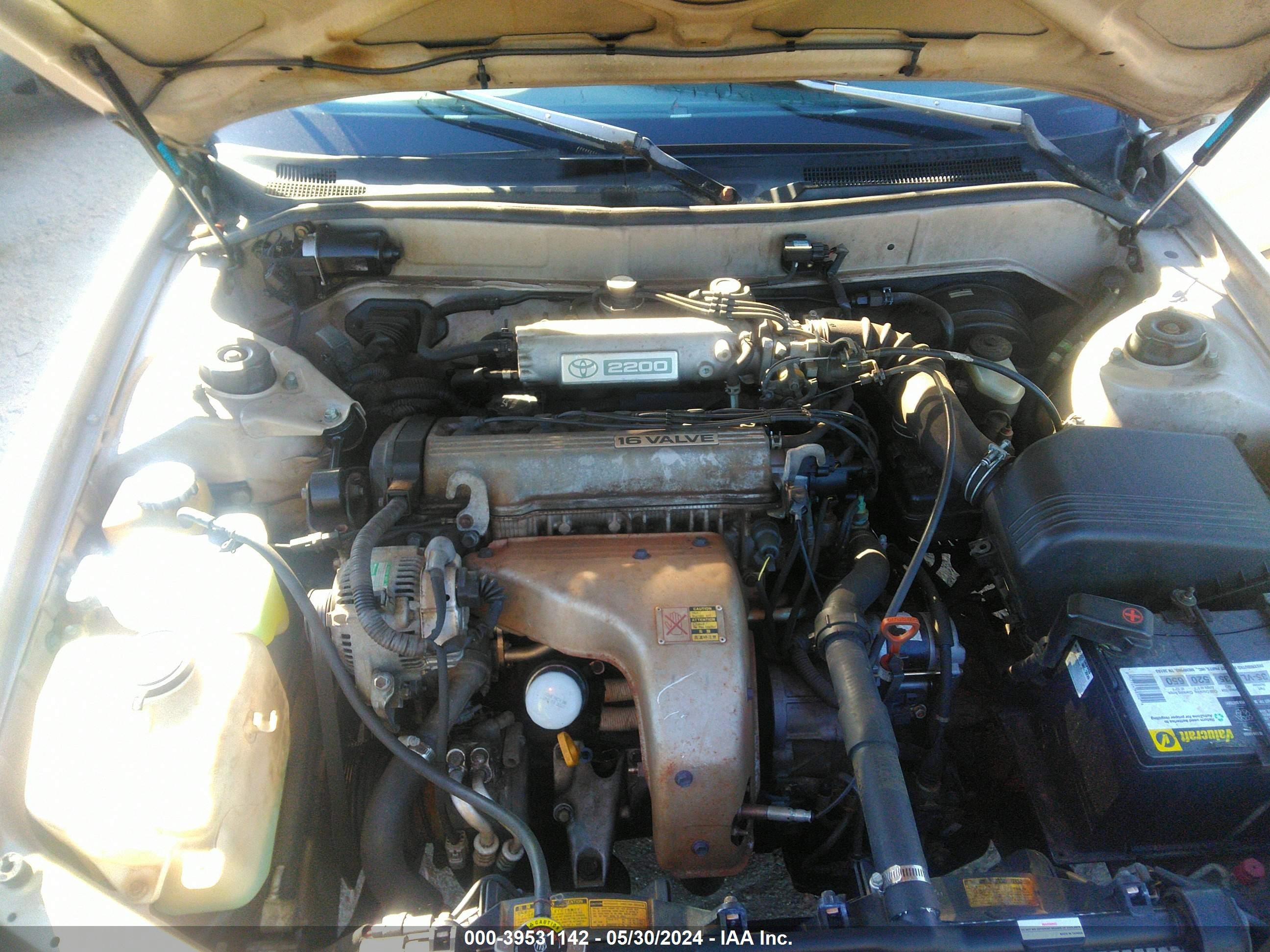 Photo 9 VIN: 4T1SK11E7NU052823 - TOYOTA CAMRY 