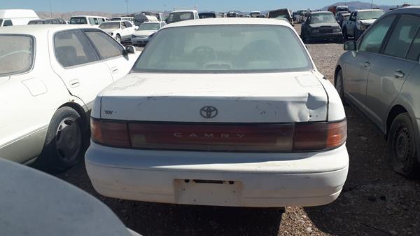 Photo 6 VIN: 4T1SK12E6NU089764 - TOYOTA CAMRY 