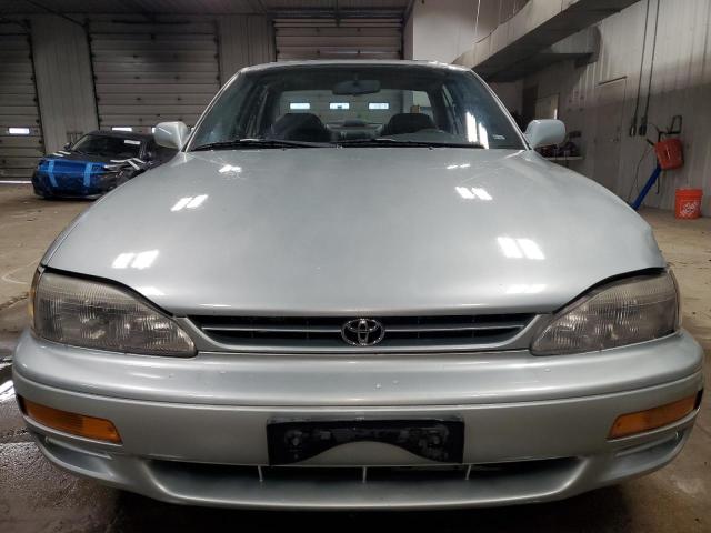 Photo 4 VIN: 4T1SK12E7SU571459 - TOYOTA CAMRY LE 