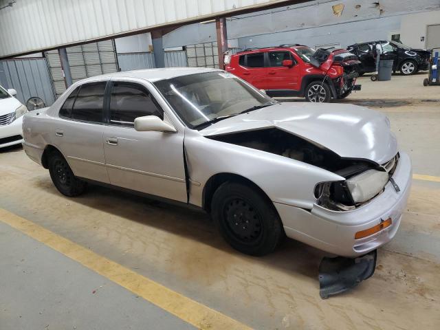 Photo 3 VIN: 4T1SK12E9SU875103 - TOYOTA CAMRY LE 