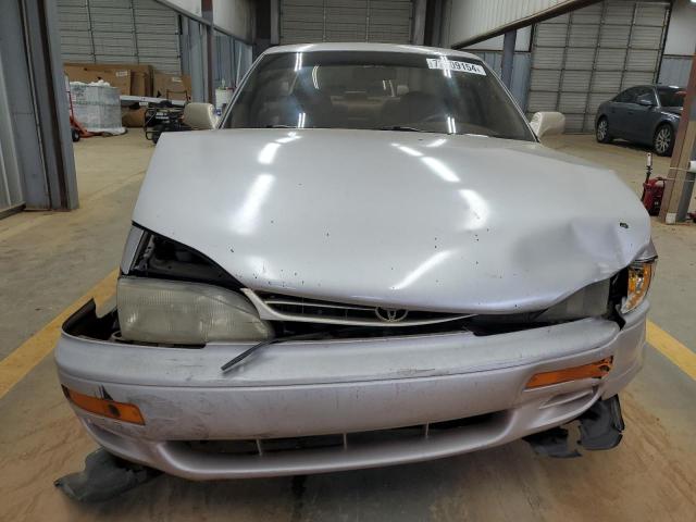 Photo 4 VIN: 4T1SK12E9SU875103 - TOYOTA CAMRY LE 