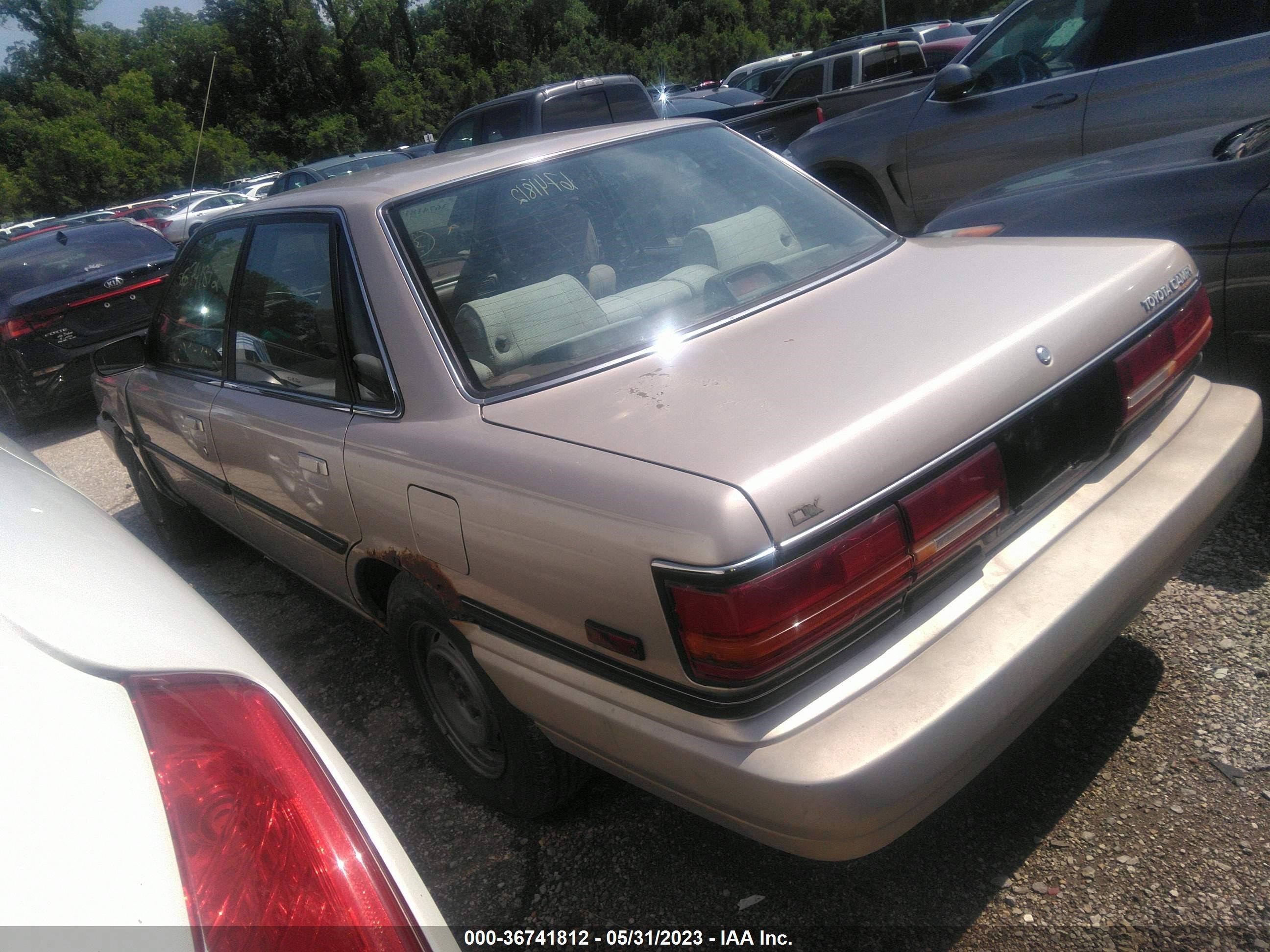 Photo 2 VIN: 4T1SV21EXMU313888 - TOYOTA CAMRY 