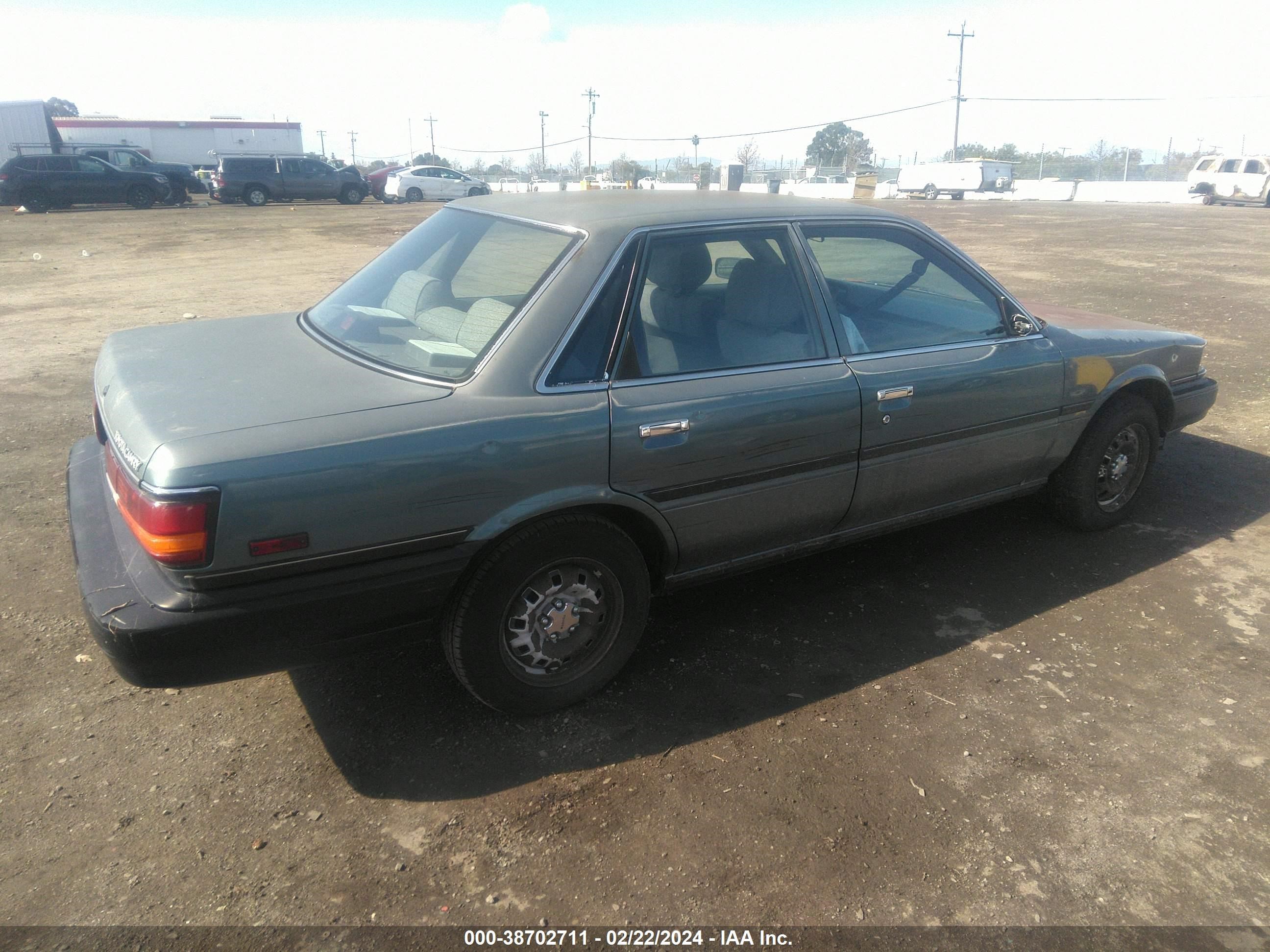 Photo 3 VIN: 4T1SV24E8MU297735 - TOYOTA CAMRY 