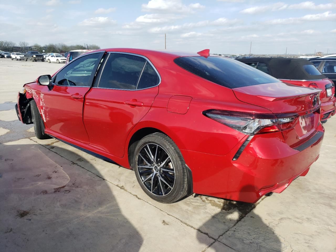 Photo 1 VIN: 4T1T11AK0PU156330 - TOYOTA CAMRY 