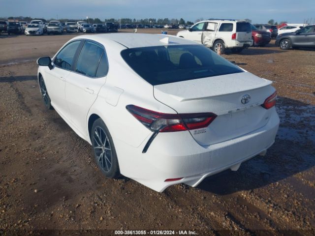 Photo 2 VIN: 4T1T11AK0PU824742 - TOYOTA CAMRY 