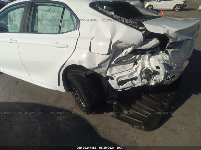 Photo 5 VIN: 4T1T11AK1MU533937 - TOYOTA CAMRY 