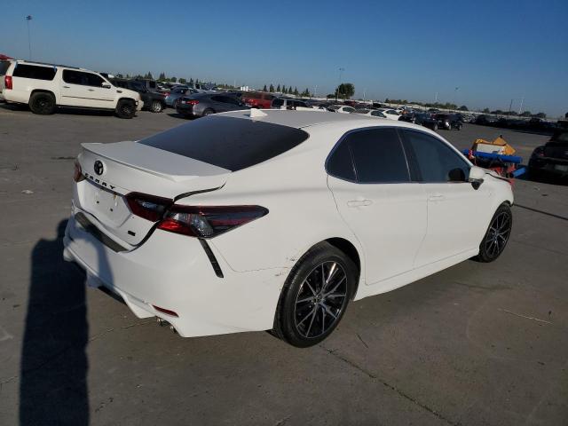 Photo 2 VIN: 4T1T11AK1MU558255 - TOYOTA CAMRY SE 