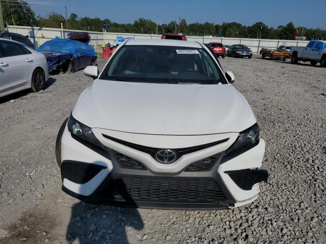 Photo 4 VIN: 4T1T11AK1NU667526 - TOYOTA CAMRY 