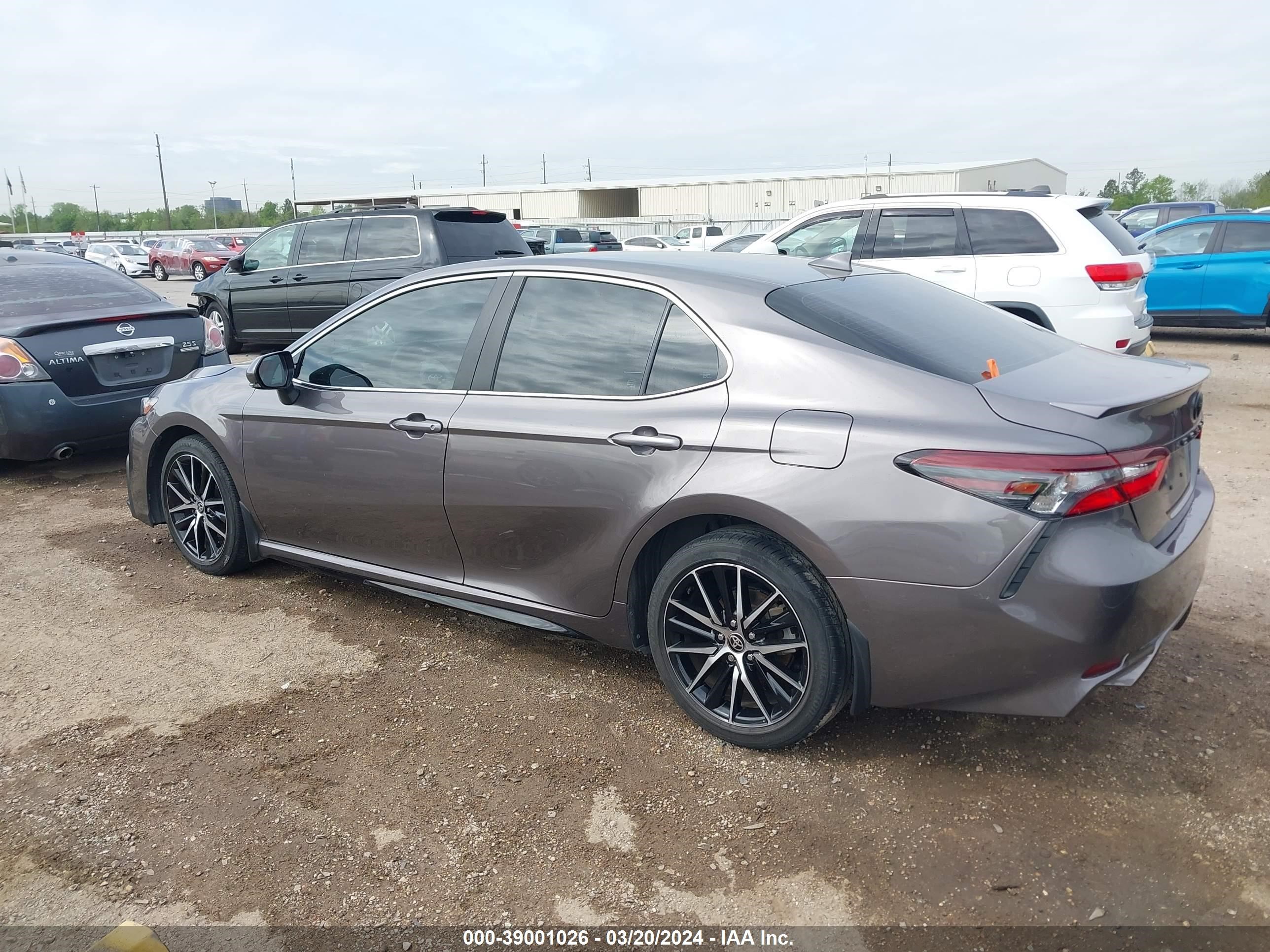 Photo 14 VIN: 4T1T11AK1NU675853 - TOYOTA CAMRY 