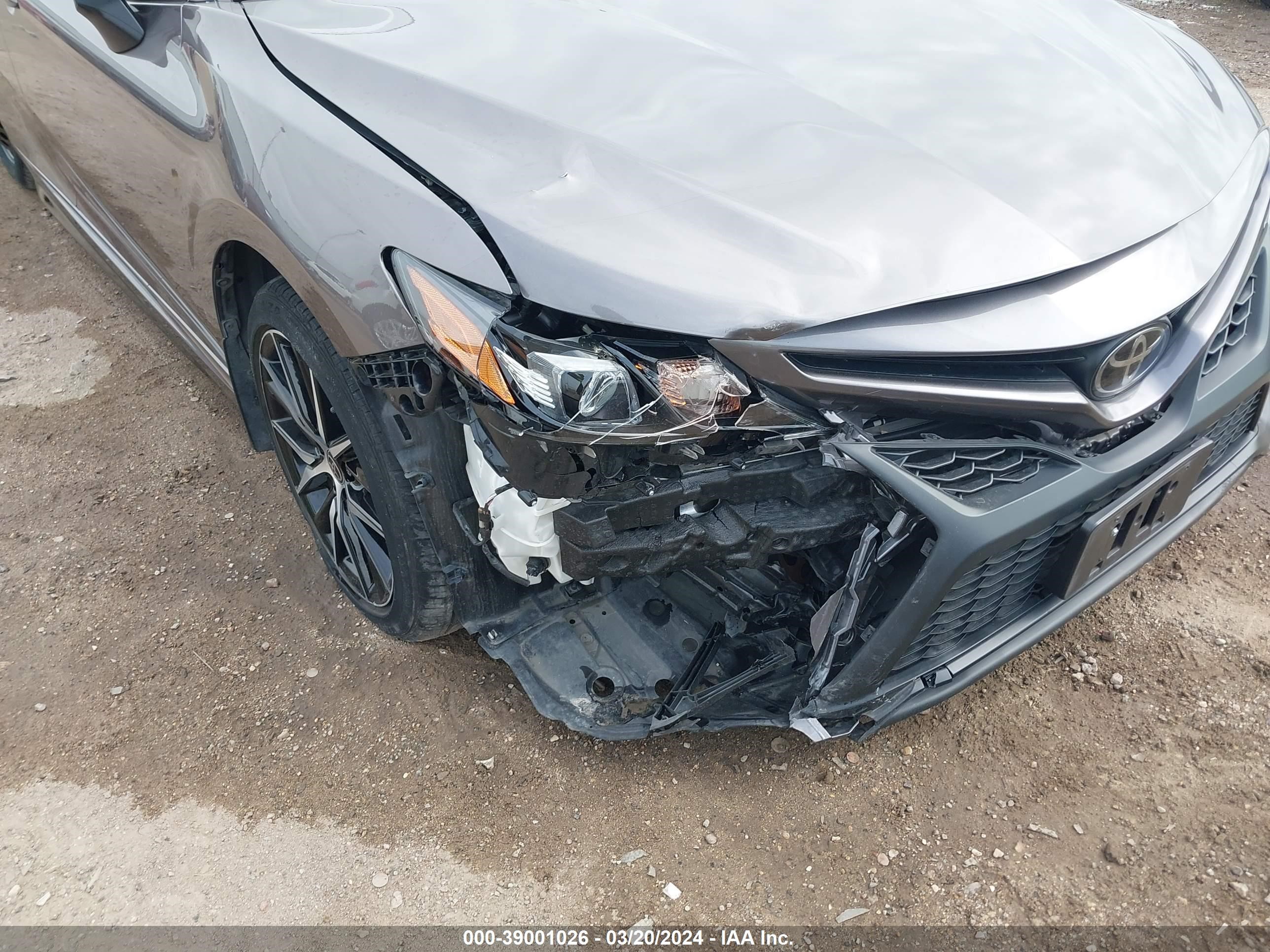 Photo 5 VIN: 4T1T11AK1NU675853 - TOYOTA CAMRY 