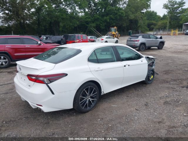 Photo 3 VIN: 4T1T11AK1NU703814 - TOYOTA CAMRY 