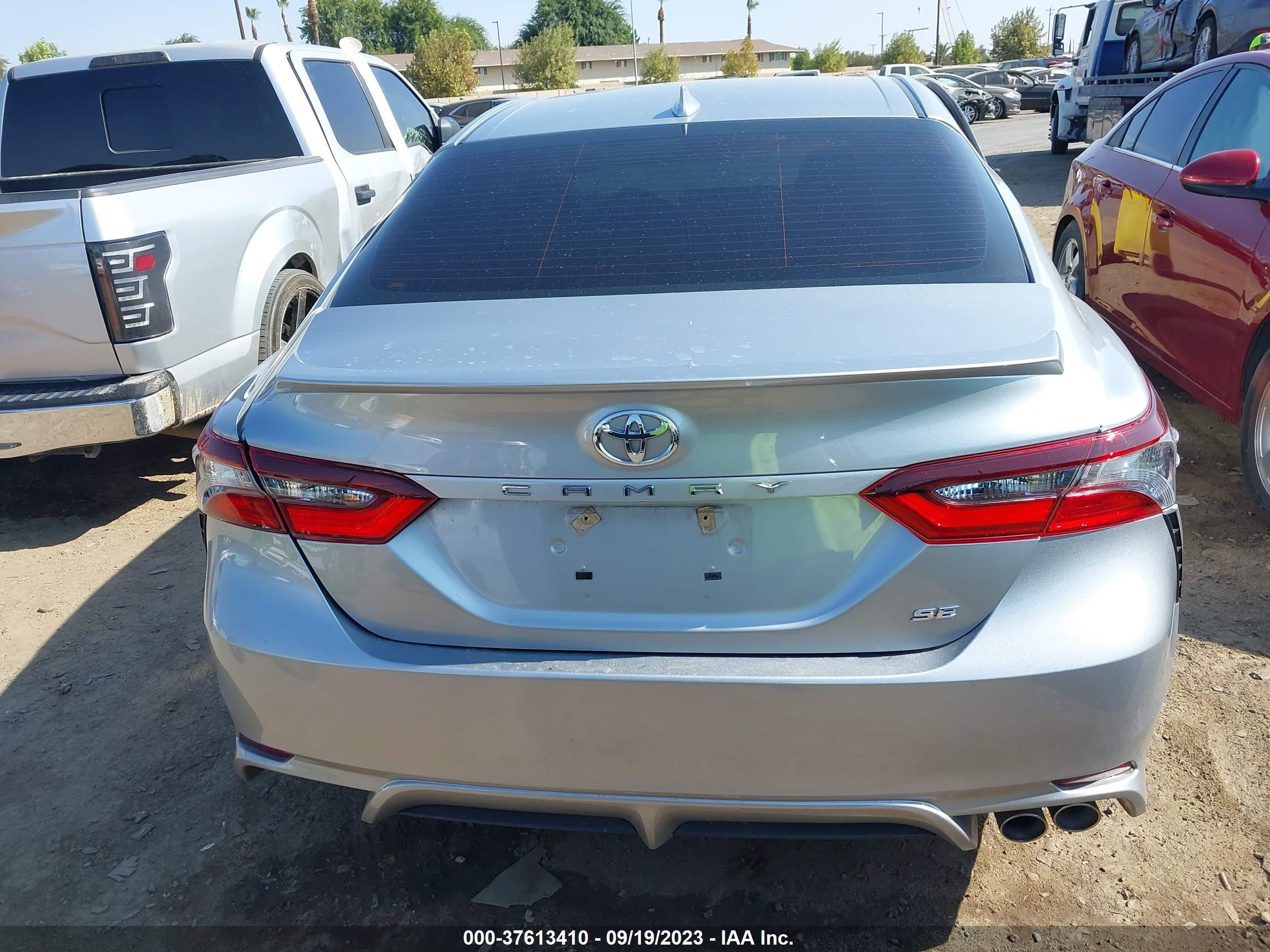 Photo 15 VIN: 4T1T11AK2MU498146 - TOYOTA CAMRY 