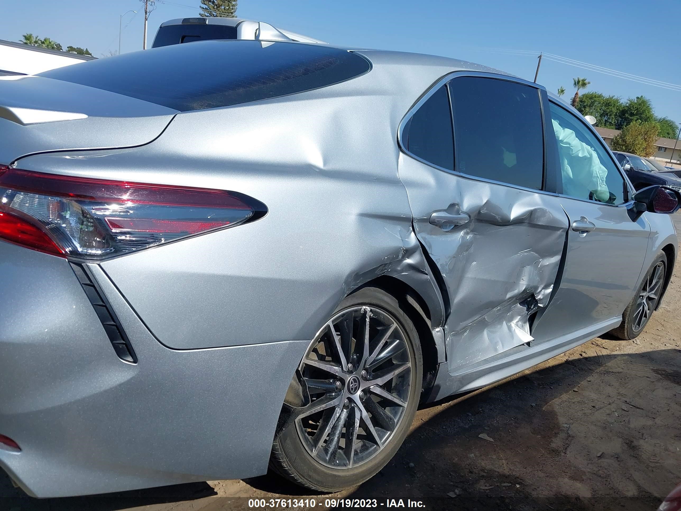 Photo 5 VIN: 4T1T11AK2MU498146 - TOYOTA CAMRY 