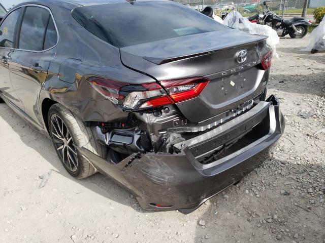 Photo 8 VIN: 4T1T11AK2MU522929 - TOYOTA CAMRY SE N 