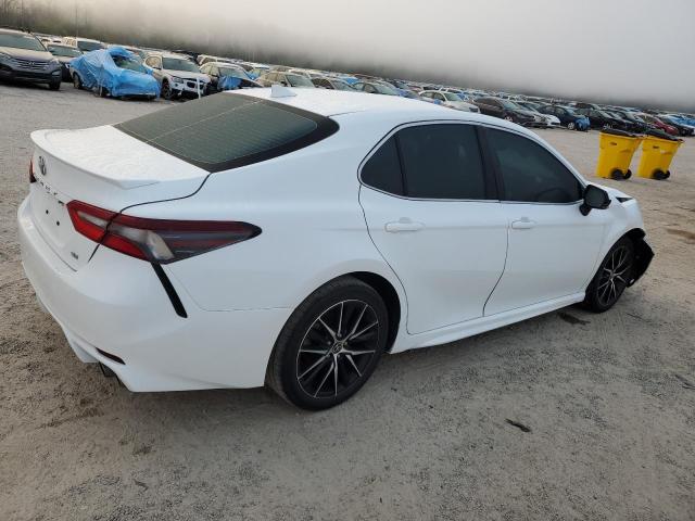 Photo 2 VIN: 4T1T11AK2NU690958 - TOYOTA CAMRY SE 